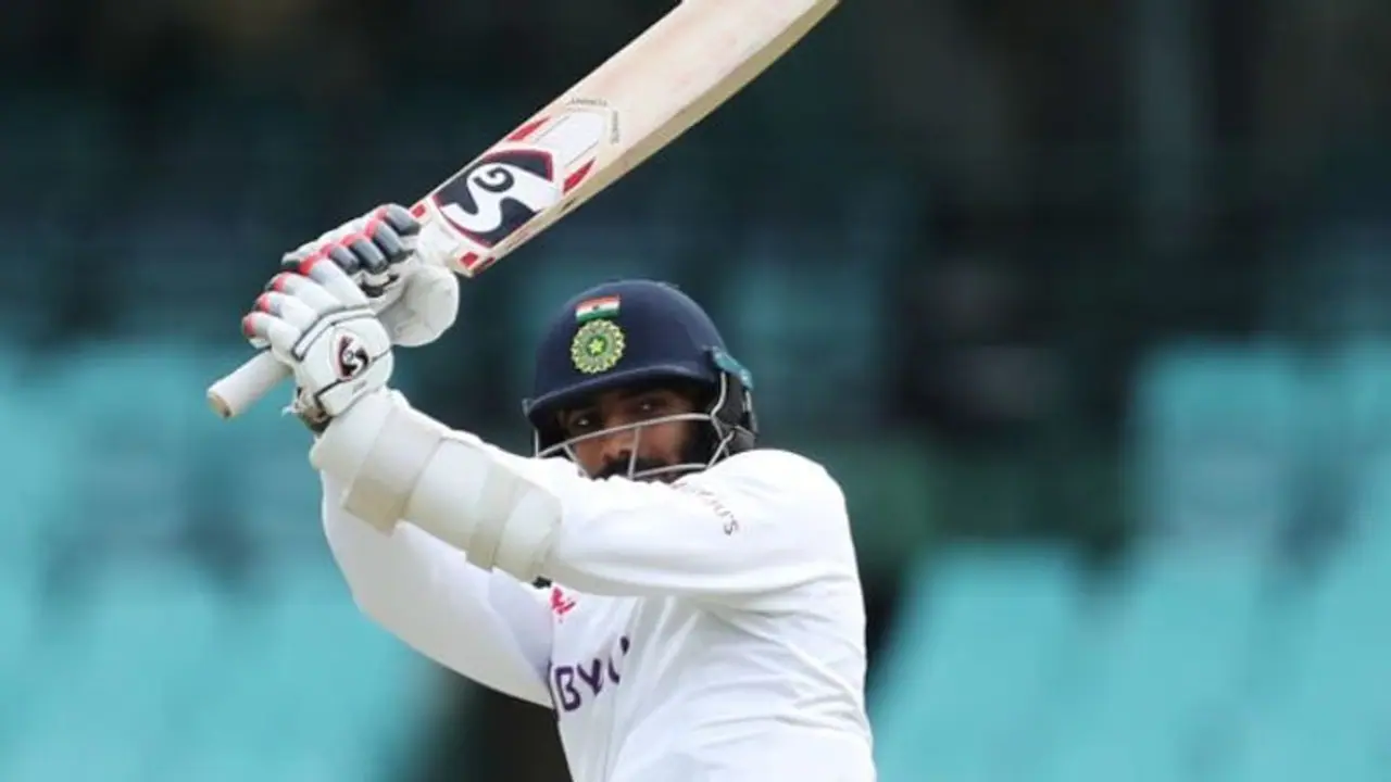 സിക്സടിച്ച് ഫിഫ്റ്റി, ആദ്യ പന്തില് വിക്കറ്റും; കാണാം ബുമ്രയുടെ മാസും ക്ലാസും സിക്സടിച്ച് ഫിഫ്റ്റി, ആദ്യ പന്തില് വിക്കറ്റും; കാണാം ബുമ്രയുടെ മാസും ക്ലാസും