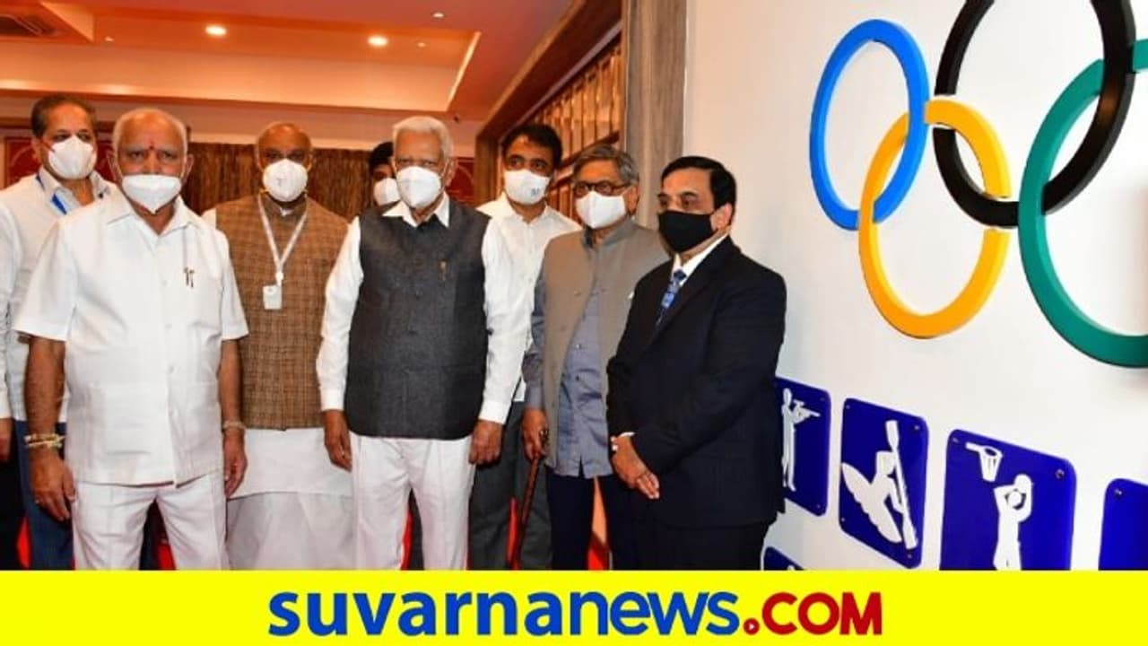 ಕೆಒಎ ಹಾಲ್ ಆಫ್ ಫೇಮ್ ಉದ್ಘಾಟಿಸಿದ ಸಿಎಂ ಬಿಎಸ್ವೈ ಕೆಒಎ ಹಾಲ್ ಆಫ್ ಫೇಮ್ ಉದ್ಘಾಟಿಸಿದ ಸಿಎಂ ಬಿಎಸ್ವೈ