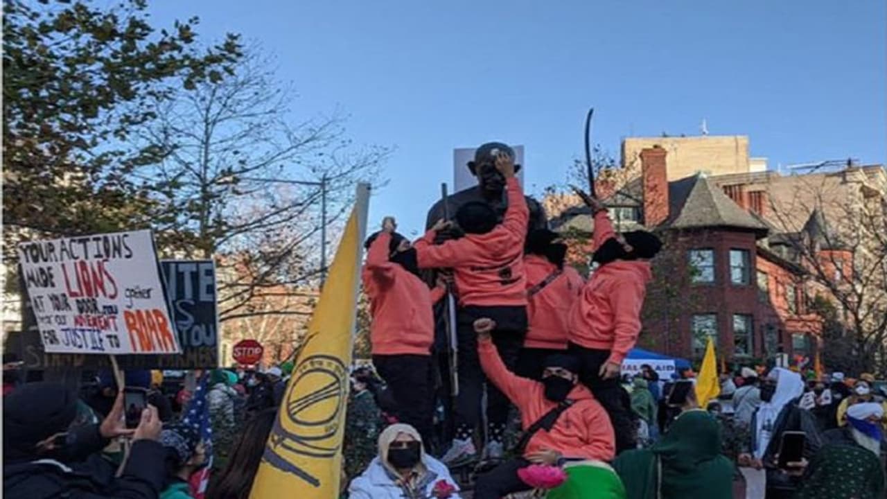 ರೈತ ಚಳುವಳಿ, ಅಮೆರಿಕದಲ್ಲಿ ಮಹಾತ್ಮ ಗಾಂಧೀಜಿ ಪ್ರತಿಮೆ ಧ್ವಂಸ!