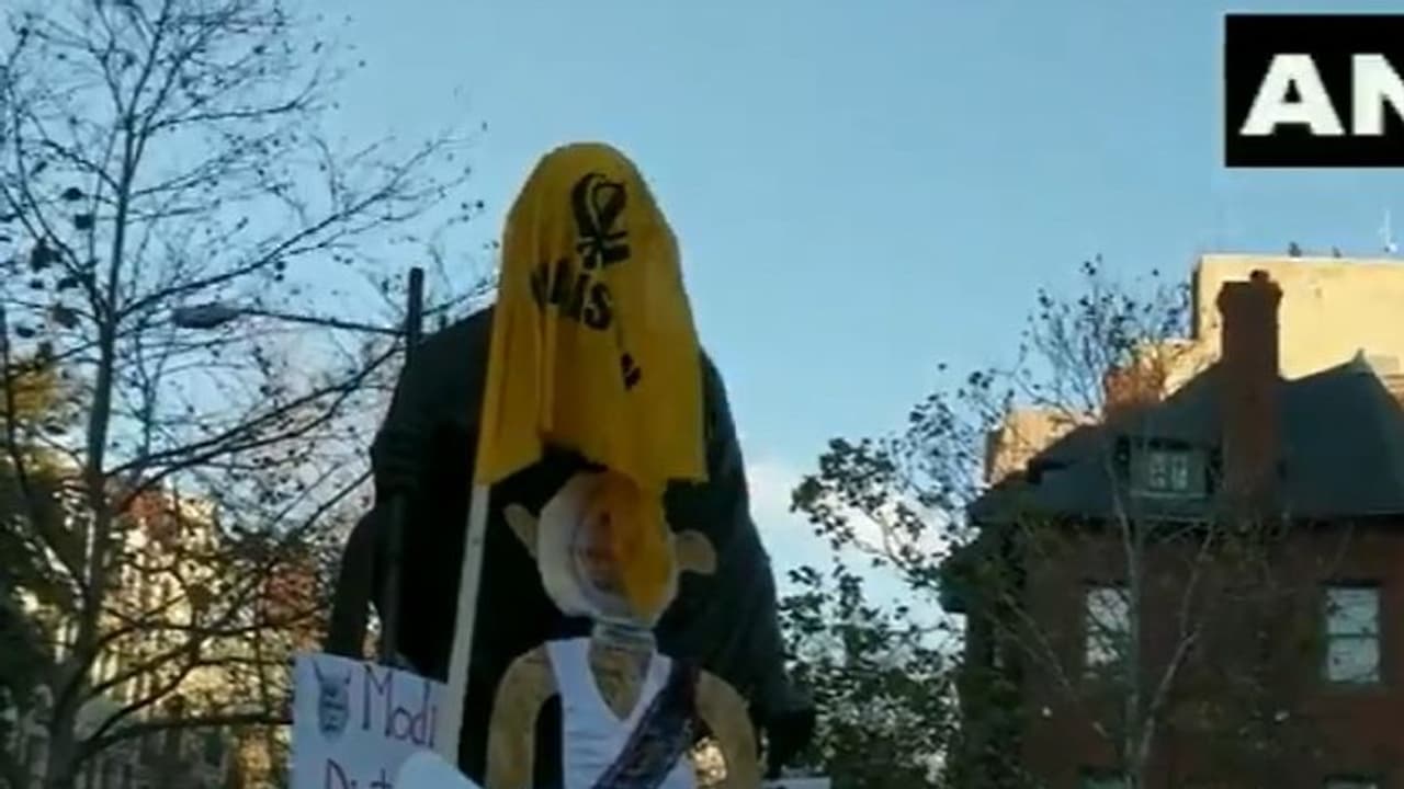 আমেরিকায় গান্ধী মূর্তির অবমাননা খালিস্তানিদের, কৃষক আন্দোলনকে সমর্থন জানাতে গিয়ে জাতির জনককে অসম্মান