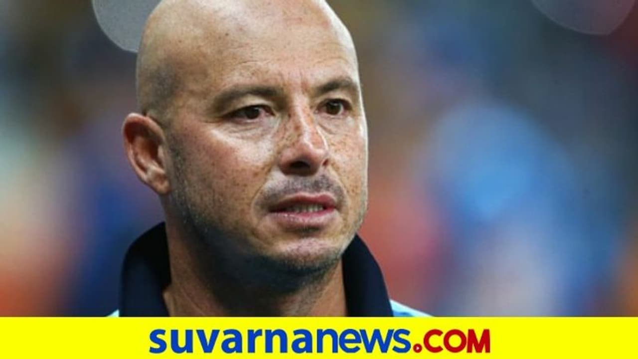 LPL 2020: ಕೊಲಂಬೊ ಕಿಂಗ್ಸ್ ಸೆಮಿಫೈನಲ್ ಪ್ರವೇಶಿಸಿದ ಬೆನ್ನಲ್ಲೇ ಕೋಚ್ ಗಿಬ್ಸ್ ದಿಢೀರ್ ರಾಜೀನಾಮೆ LPL 2020: ಕೊಲಂಬೊ ಕಿಂಗ್ಸ್ ಸೆಮಿಫೈನಲ್ ಪ್ರವೇಶಿಸಿದ ಬೆನ್ನಲ್ಲೇ ಕೋಚ್ ಗಿಬ್ಸ್ ದಿಢೀರ್ ರಾಜೀನಾಮೆ