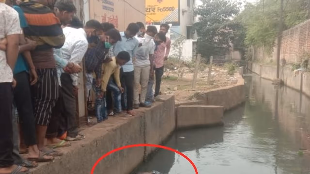 The dead body of the girl found in the drain
