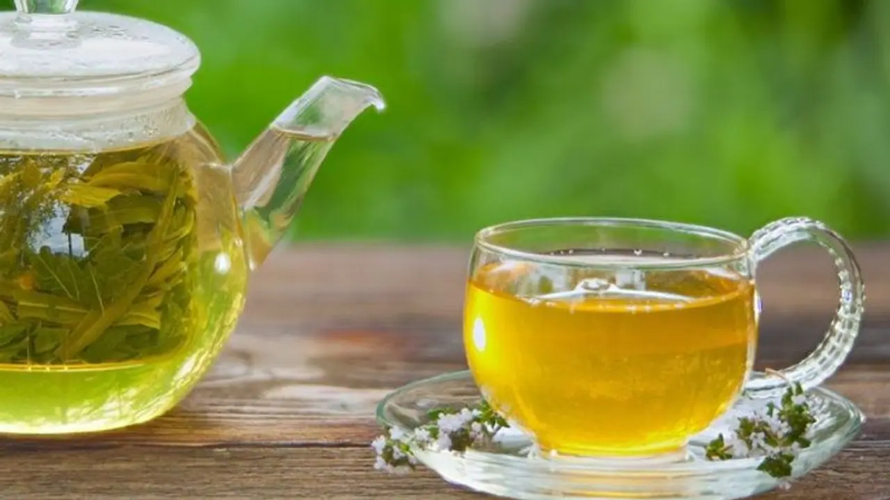 Green Tea : ഗ്രീന്‍ ടീ കുടിച്ചാൽ ഇത്രയും ​ഗുണങ്ങളോ...!