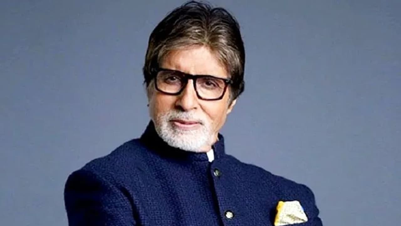 খারাপ নজর থেকে কাকে বাঁচাতে চান অমিতাভ, তড়িঘড়ি ঝোলালেন লঙ্কা লেবু