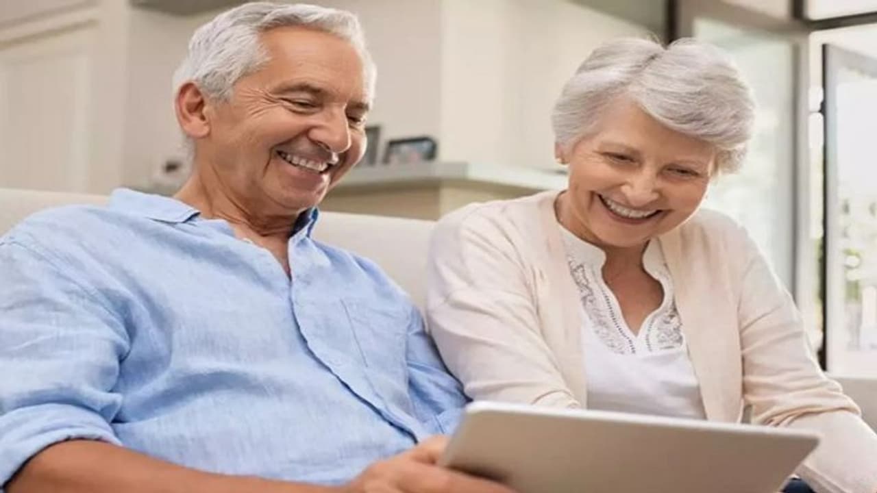 Pensioners, Senior Citizensके लिए Single Window Portal का ऐलान, यहां जानिए 5 खास बातें