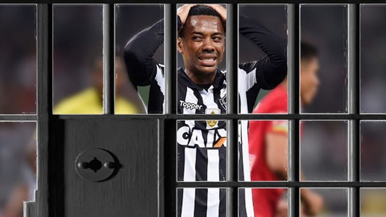 কালিমালিপ্ত ব্রাজিলের ফুটবল ইতিহাস, ধর্ষণের অভিযোগে ৯ বছরের জেল রবিনহোর কালিমালিপ্ত ব্রাজিলের ফুটবল ইতিহাস, ধর্ষণের অভিযোগে ৯ বছরের জেল রবিনহোর