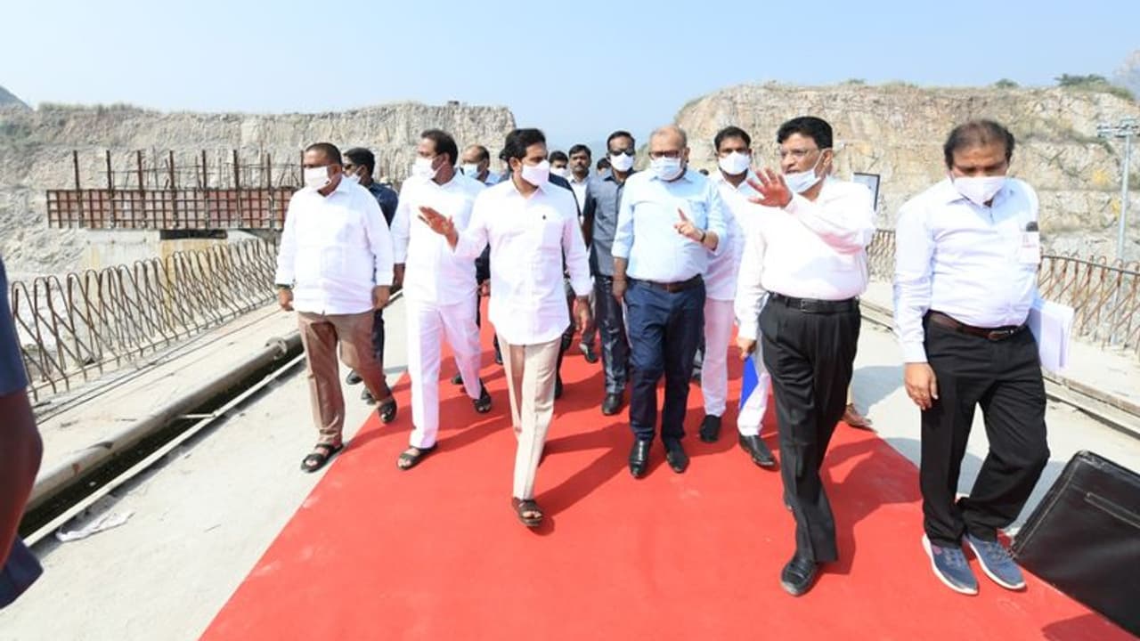 పోలవరం ప్రధాన డ్యామ్ అంచనాలు పెంపు: ఏపీ సర్కార్ ఉత్తర్వులు పోలవరం ప్రధాన డ్యామ్ అంచనాలు పెంపు: ఏపీ సర్కార్ ఉత్తర్వులు