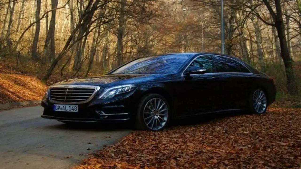 2021 എസ് ക്ലാസ് ഇന്ത്യയിൽ അവതരിപ്പിച്ച് മെഴ്സിഡസ് ബെൻസ് 2021 എസ് ക്ലാസ് ഇന്ത്യയിൽ അവതരിപ്പിച്ച് മെഴ്സിഡസ് ബെൻസ്