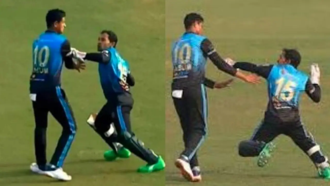 সতীর্থ প্লেয়ারকে মারতে গিয়ে বিতর্কে মুশফিকুর রহিম, দেখুন ভাইরাল ভিডিও সতীর্থ প্লেয়ারকে মারতে গিয়ে বিতর্কে মুশফিকুর রহিম, দেখুন ভাইরাল ভিডিও