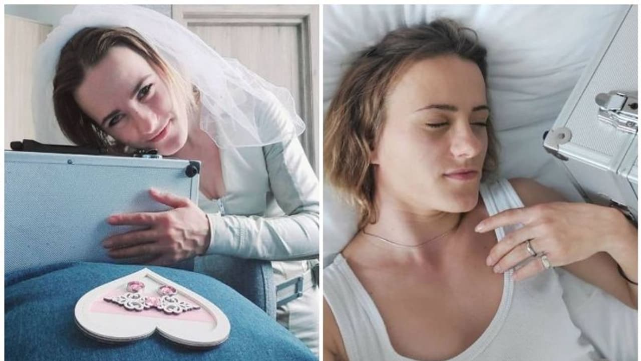 ബ്രീഫ്കേസിനെ വിവാഹം ചെയ്തതിന്റെ കാരണം വെളിപ്പെടുത്തി യുവതി ബ്രീഫ്കേസിനെ വിവാഹം ചെയ്തതിന്റെ കാരണം വെളിപ്പെടുത്തി യുവതി