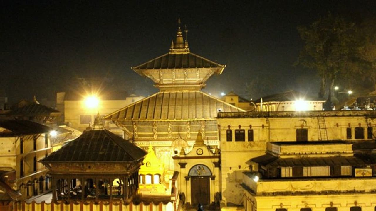 बुधवार से दर्शन के लिए खुलेगा पशुपतिनाथ मंदिर, कोरोना के चलते 9 महीने से था बंद बुधवार से दर्शन के लिए खुलेगा पशुपतिनाथ मंदिर, कोरोना के चलते 9 महीने से था बंद