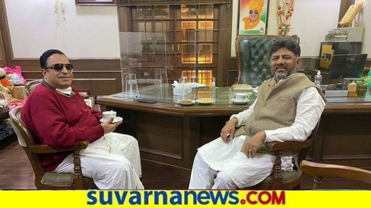 ಮುಂದಿನ ರಾಜಕೀಯ ನಿರ್ಧಾರದ ಬಗ್ಗೆ ಡಿಕೆಶಿ ಬಳಿ ಹೇಳಿದ್ದೇನೆ : ಅಸಮಾಧಾನಗೊಂಡ ಕೈ ಮುಖಂಡ ಮುಂದಿನ ರಾಜಕೀಯ ನಿರ್ಧಾರದ ಬಗ್ಗೆ ಡಿಕೆಶಿ ಬಳಿ ಹೇಳಿದ್ದೇನೆ : ಅಸಮಾಧಾನಗೊಂಡ ಕೈ ಮುಖಂಡ