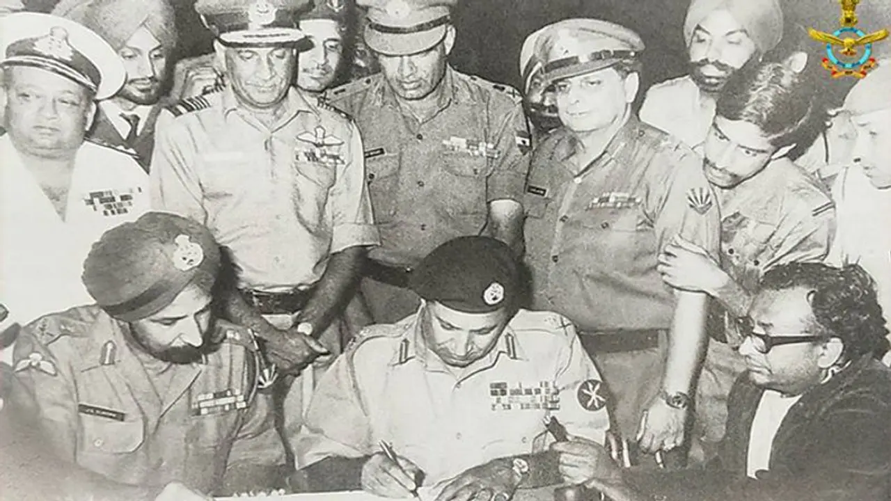 1971 War: ভারতকে পাকিস্তানের চেয়ে অনেক গুণ এগিয়ে দিয়েছিল একাত্তরের যুদ্ধ