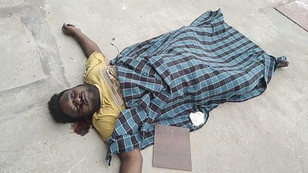 మద్యం మత్తులో... అపార్ట్ మెంట్ పై నుండి పడి యువకుడు మృతి