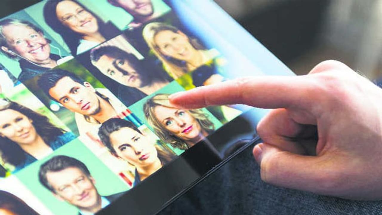 ಟಿಂಡರ್‌ನಲ್ಲಿ ಜೊತೆಯಾದ ಸ್ನೇಹಿತ, 4.5 ಲಕ್ಷ ಕಳೆದುಕೊಂಡ ಬೆಂಗ್ಳೂರು ಯುವತಿ!