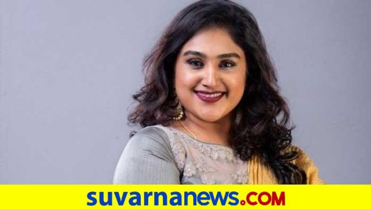 ನಾಲ್ಕನೇ ಮದುವೆಗೂ ರೆಡಿಯಾದ ಬಿಗ್ ಬಾಸ್ ಸ್ಪರ್ಧಿ ವನಿತಾ! ನಾಲ್ಕನೇ ಮದುವೆಗೂ ರೆಡಿಯಾದ ಬಿಗ್ ಬಾಸ್ ಸ್ಪರ್ಧಿ ವನಿತಾ!