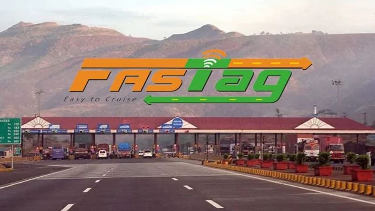 Fastag:பாஸ்டேக், கோடிகளில் வருமானத்தை கொட்டும் அட்சயப்பாத்திரம்: 3 ஆண்டுகளில் எவ்வளவு தெரியுமா?