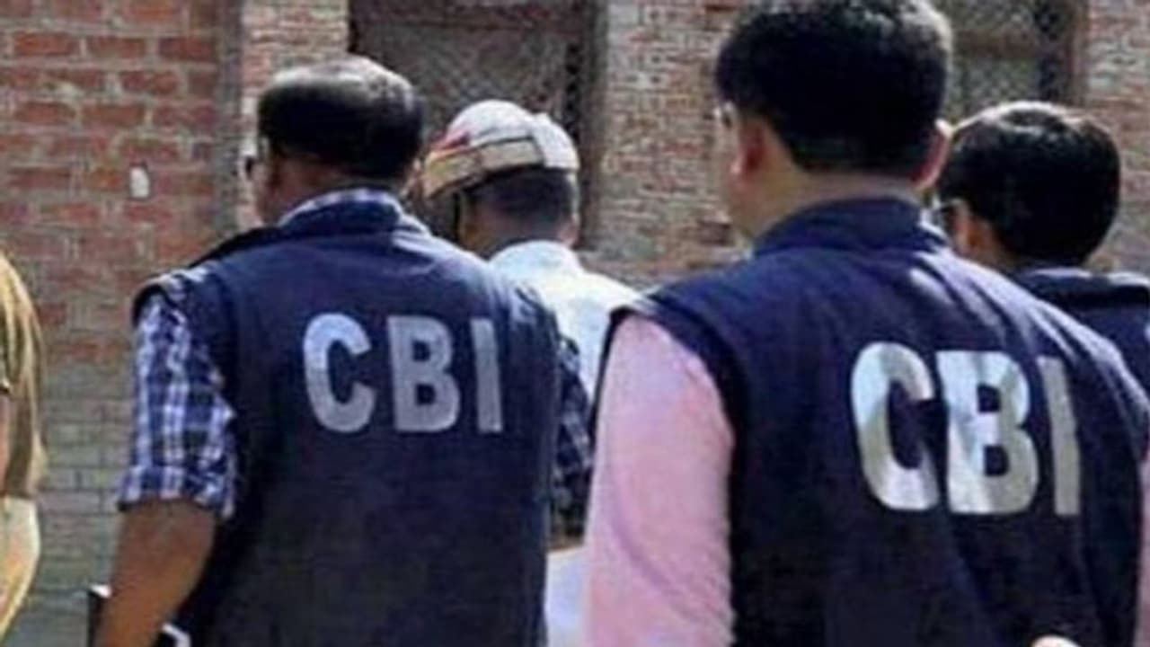 CBI raids 10 places in Kolkata in connection with cattle smuggling case