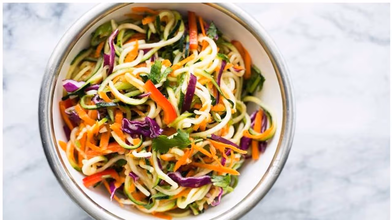 വെജിറ്റബിള് സാലഡ് ഇങ്ങനെ ഒന്ന് ഉണ്ടാക്കി നോക്കൂ.... വെജിറ്റബിള് സാലഡ് ഇങ്ങനെ ഒന്ന് ഉണ്ടാക്കി നോക്കൂ....