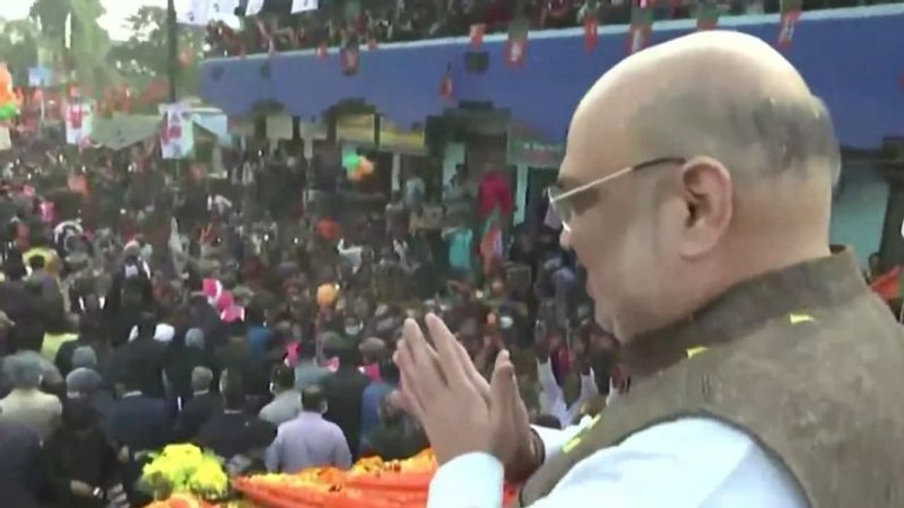 రవీంద్రనాథ్ ఠాగూర్ కలను నెరవేర్చేందుకు కట్టుబడి ఉన్నాం: అమిత్ షా రవీంద్రనాథ్ ఠాగూర్ కలను నెరవేర్చేందుకు కట్టుబడి ఉన్నాం: అమిత్ షా