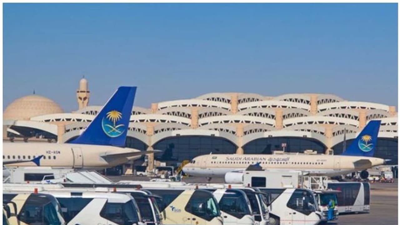 ഏജന്റ് ചതിച്ചു; ഡ്രൈ ഫ്രൂട്സിന് പകരം കൊടുത്തുവിട്ടത് മയക്കുമരുന്ന്, മലയാളികളടക്കം നാല് പേര്‍ പിടിയില്‍