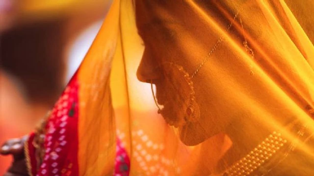 വിവാഹത്തിന് മുമ്പ് ഒരുമിച്ച് താമസിക്കാം, ഗർഭം ധരിക്കാം, ഇതാണ് രാജസ്ഥാനിലെ ഗരാസിയ ഗോത്രം