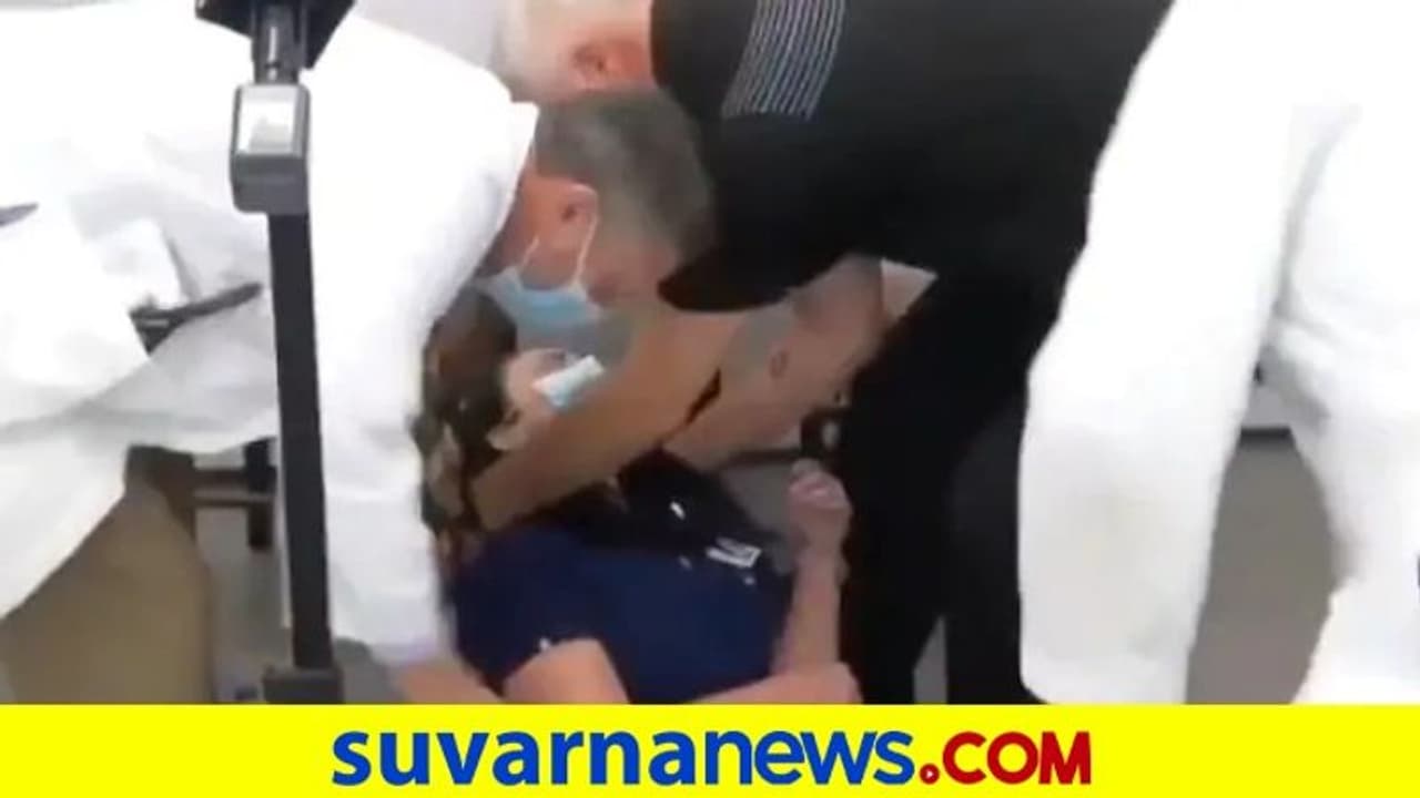 ಲಸಿಕೆ ಪಡೆದ ಬಳಿಕ ಕುಸಿದು ಬಿದ್ದ ಅಮೆರಿಕದ ನರ್ಸ್! ಲಸಿಕೆ ಪಡೆದ ಬಳಿಕ ಕುಸಿದು ಬಿದ್ದ ಅಮೆರಿಕದ ನರ್ಸ್!