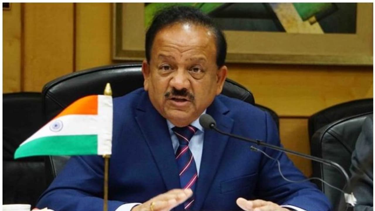 കൊവിഡിന്റെ ഏറ്റവും മോശം അവസ്ഥ കഴിഞ്ഞുവെന്ന് ഡോ. ഹര്ഷ വര്ദ്ധന് കൊവിഡിന്റെ ഏറ്റവും മോശം അവസ്ഥ കഴിഞ്ഞുവെന്ന് ഡോ. ഹര്ഷ വര്ദ്ധന്