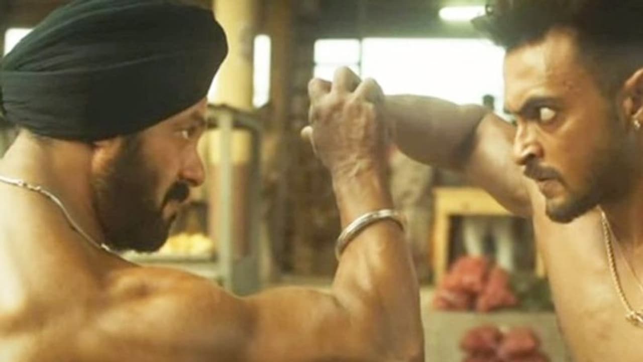 Antim The Final Truth: Salman Khan reveals Aayush Sharma's first look Antim The Final Truth: Salman Khan reveals Aayush Sharma's first look