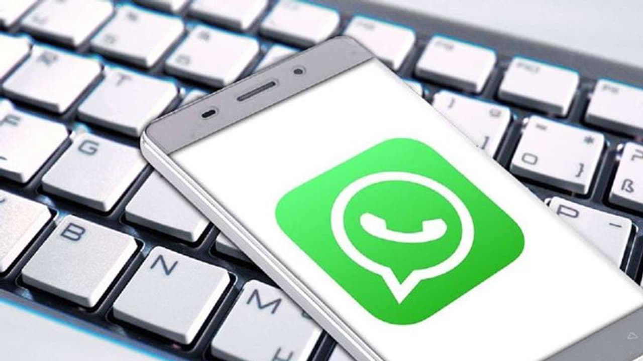 వాట్సాప్ యూసర్లకు గుడ్ న్యూస్.. ఇప్పుడు వెబ్ వెర్షన్లో కొత్త ఫీచర్ అందుబాటులోకి.. వాట్సాప్ యూసర్లకు గుడ్ న్యూస్.. ఇప్పుడు వెబ్ వెర్షన్లో కొత్త ఫీచర్ అందుబాటులోకి..