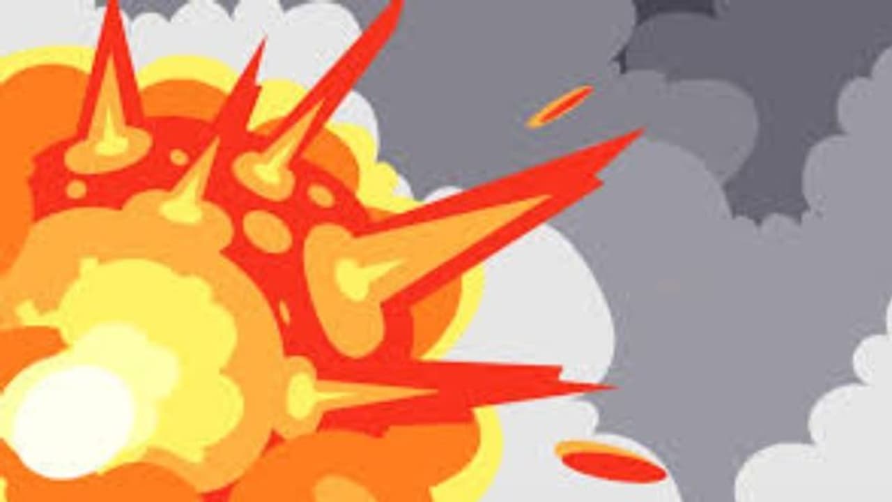 കോഴിക്കോട് പെരുവണ്ണാമുഴിയിൽ ബിജെപി പ്രവർത്തകന്റെ വീടിനുനേരെ ബോംബേറ് കോഴിക്കോട് പെരുവണ്ണാമുഴിയിൽ ബിജെപി പ്രവർത്തകന്റെ വീടിനുനേരെ ബോംബേറ്