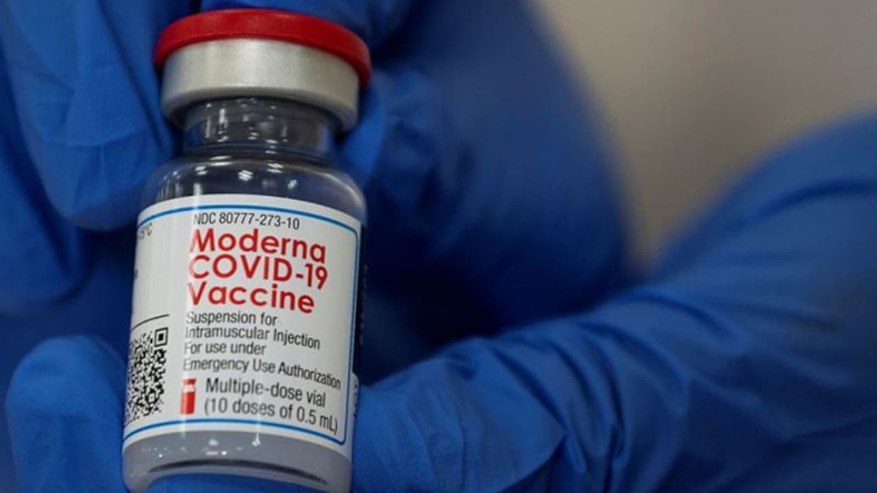 Moderna vaccine likely to get DCGI’s nod soon, Cipla to import and market COVID jab Moderna vaccine likely to get DCGI’s nod soon, Cipla to import and market COVID jab