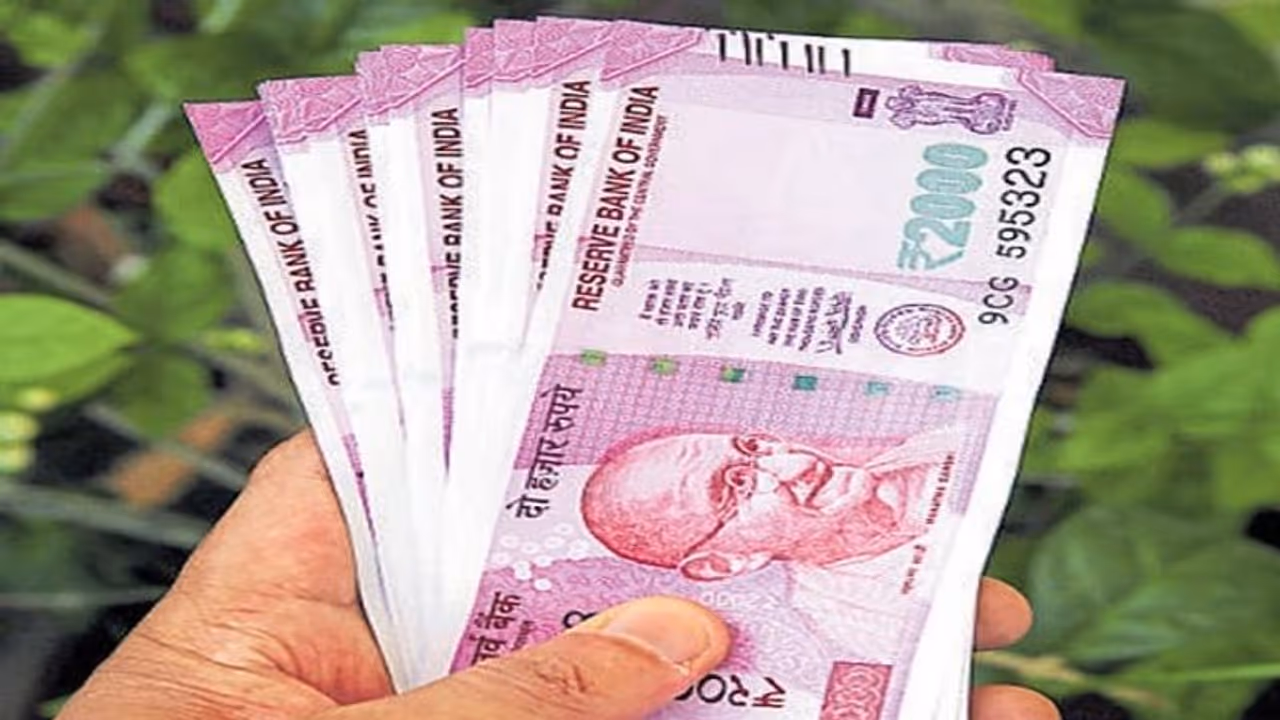 PMAY ಅಡಿ ಮನೆ ಸಾಲ ಸಬ್ಸಿಡಿ ನೀಡಲು ನಿರಾಕರಿಸಿದ ಬ್ಯಾಂಕ್ಗೆ ಶಾಕ್: ಕೇಸ್ ಗೆದ್ದ ಗ್ರಾಹಕ PMAY ಅಡಿ ಮನೆ ಸಾಲ ಸಬ್ಸಿಡಿ ನೀಡಲು ನಿರಾಕರಿಸಿದ ಬ್ಯಾಂಕ್ಗೆ ಶಾಕ್: ಕೇಸ್ ಗೆದ್ದ ಗ್ರಾಹಕ