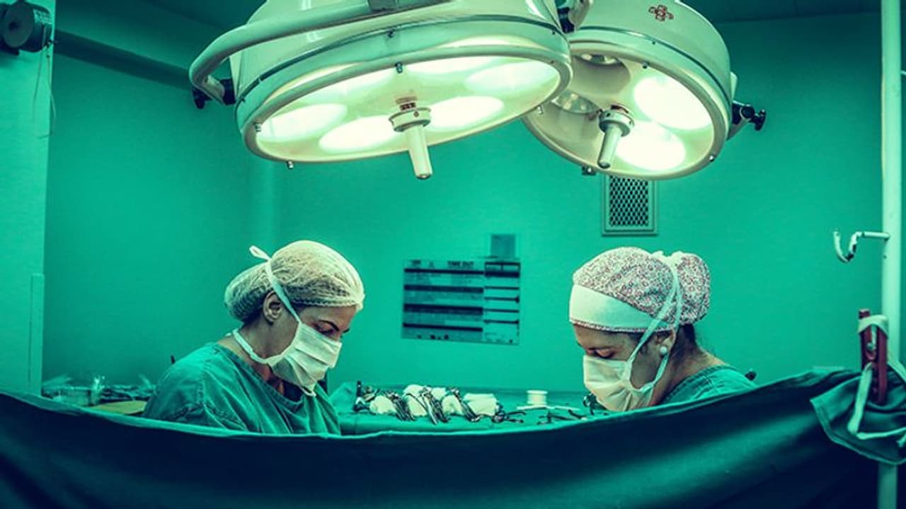 ತೂಕ ನಷ್ಟ ಶಸ್ತ್ರಚಿಕಿತ್ಸೆ ಮಾಡುವಾಗ 150 ಕೆಜಿ ತೂಕದ ವ್ಯಕ್ತಿ ಸಾವು! ತೂಕ ನಷ್ಟ ಶಸ್ತ್ರಚಿಕಿತ್ಸೆ ಮಾಡುವಾಗ 150 ಕೆಜಿ ತೂಕದ ವ್ಯಕ್ತಿ ಸಾವು!