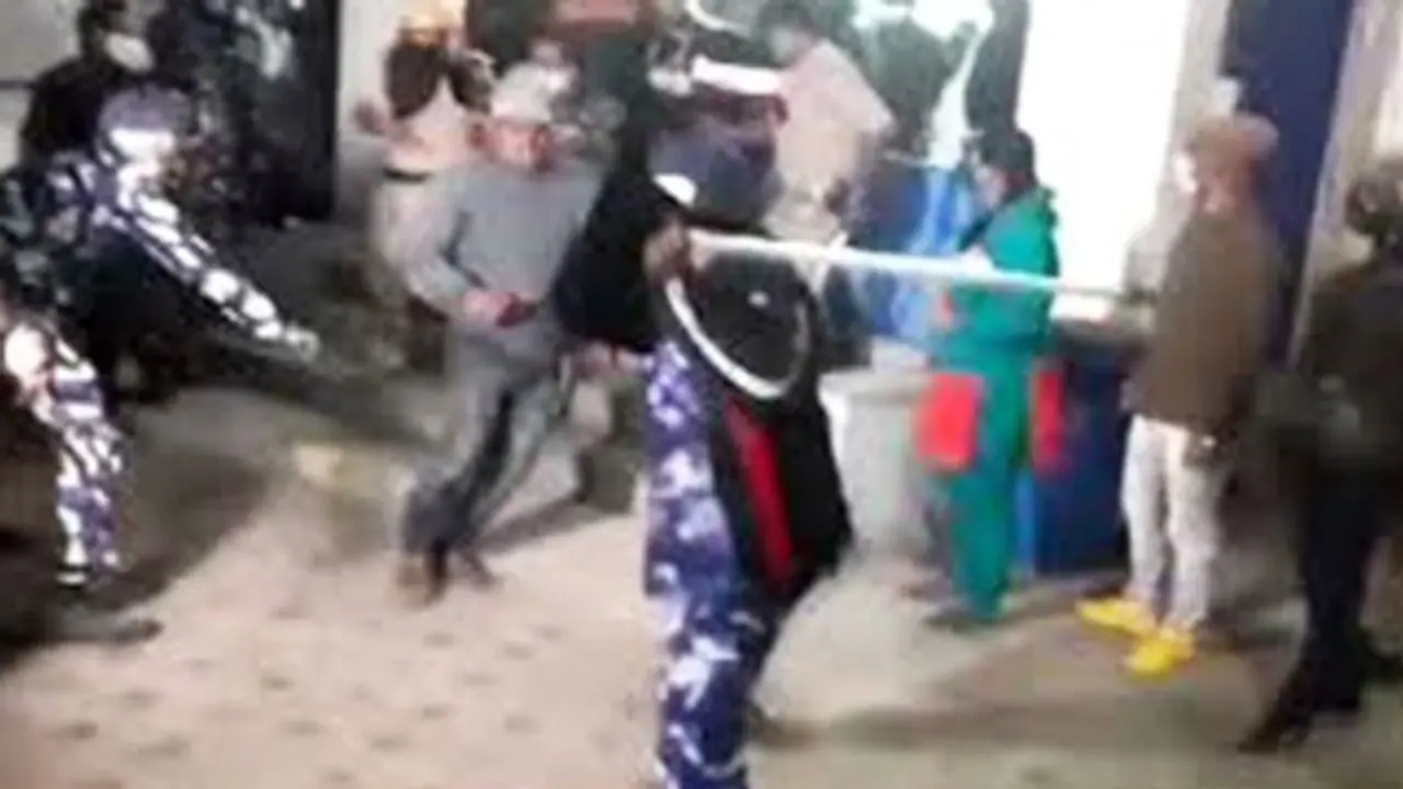 Police lathi charge BJP workers in North 24 Parganas