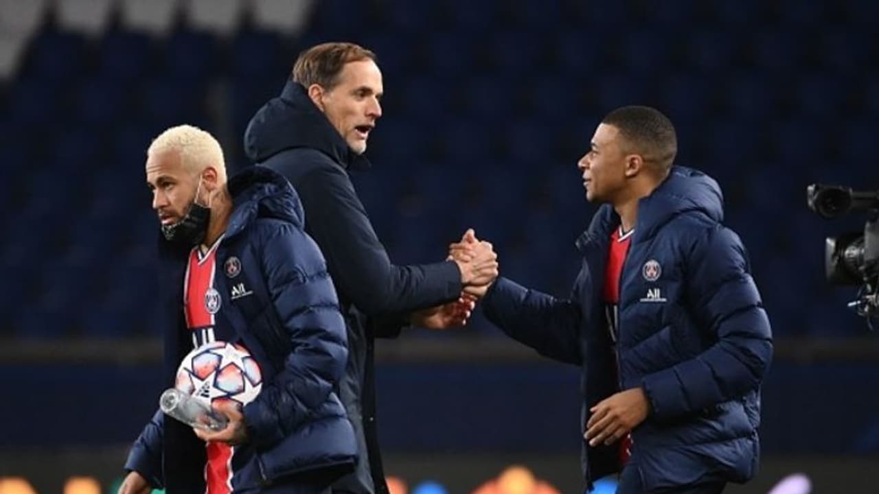 പരിശീലകനെ പുറത്താക്കി പിഎസ്ജി, പൊച്ചെറ്റീനോ പുതിയ പരിശീലകനായേക്കും പരിശീലകനെ പുറത്താക്കി പിഎസ്ജി, പൊച്ചെറ്റീനോ പുതിയ പരിശീലകനായേക്കും