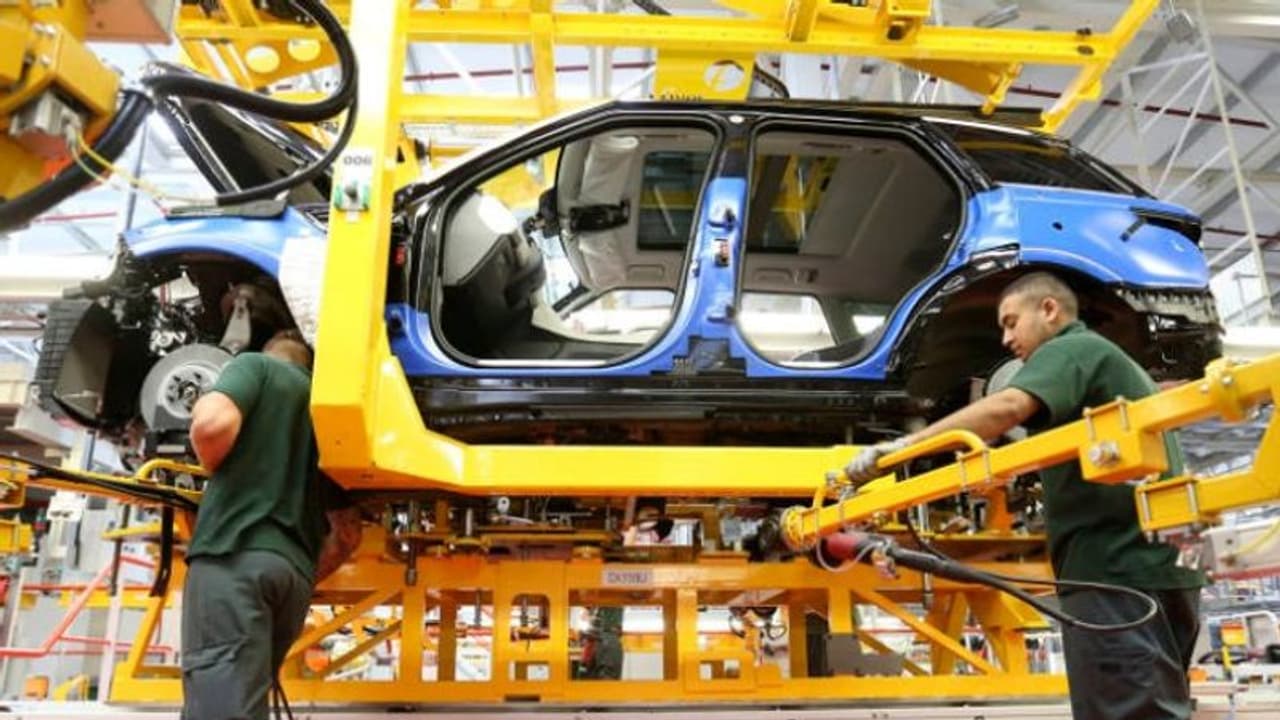 ചിപ്പ് ക്ഷാമം തുടര്‍ക്കഥ, വാഹന നിര്‍മ്മാണ മേഖല പ്രതിസന്ധിയിൽ