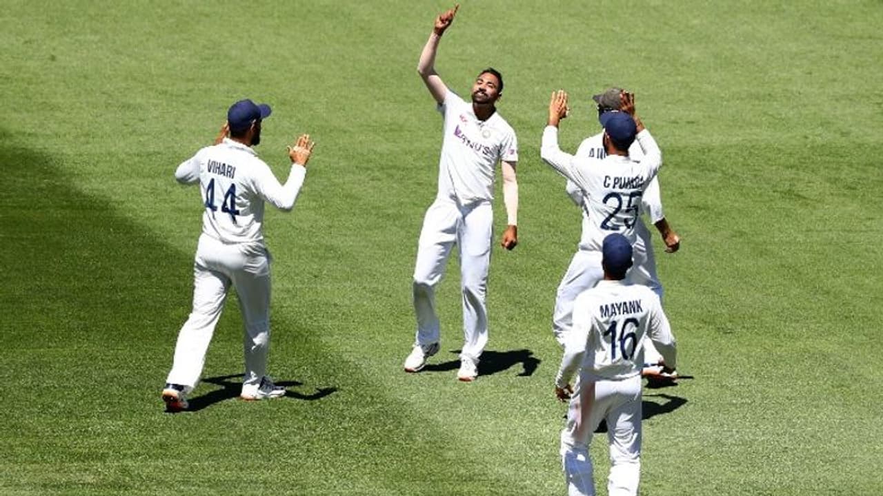 ലബുഷാനെ ഹെഡ് കൂട്ടുകെട്ട് പൊളിഞ്ഞു; ഇന്ത്യക്കെതിരെ രണ്ടാം സെഷനിലും പിടിച്ചുനില്ക്കാനാവാതെ ഓസീസ് ലബുഷാനെ ഹെഡ് കൂട്ടുകെട്ട് പൊളിഞ്ഞു; ഇന്ത്യക്കെതിരെ രണ്ടാം സെഷനിലും പിടിച്ചുനില്ക്കാനാവാതെ ഓസീസ്