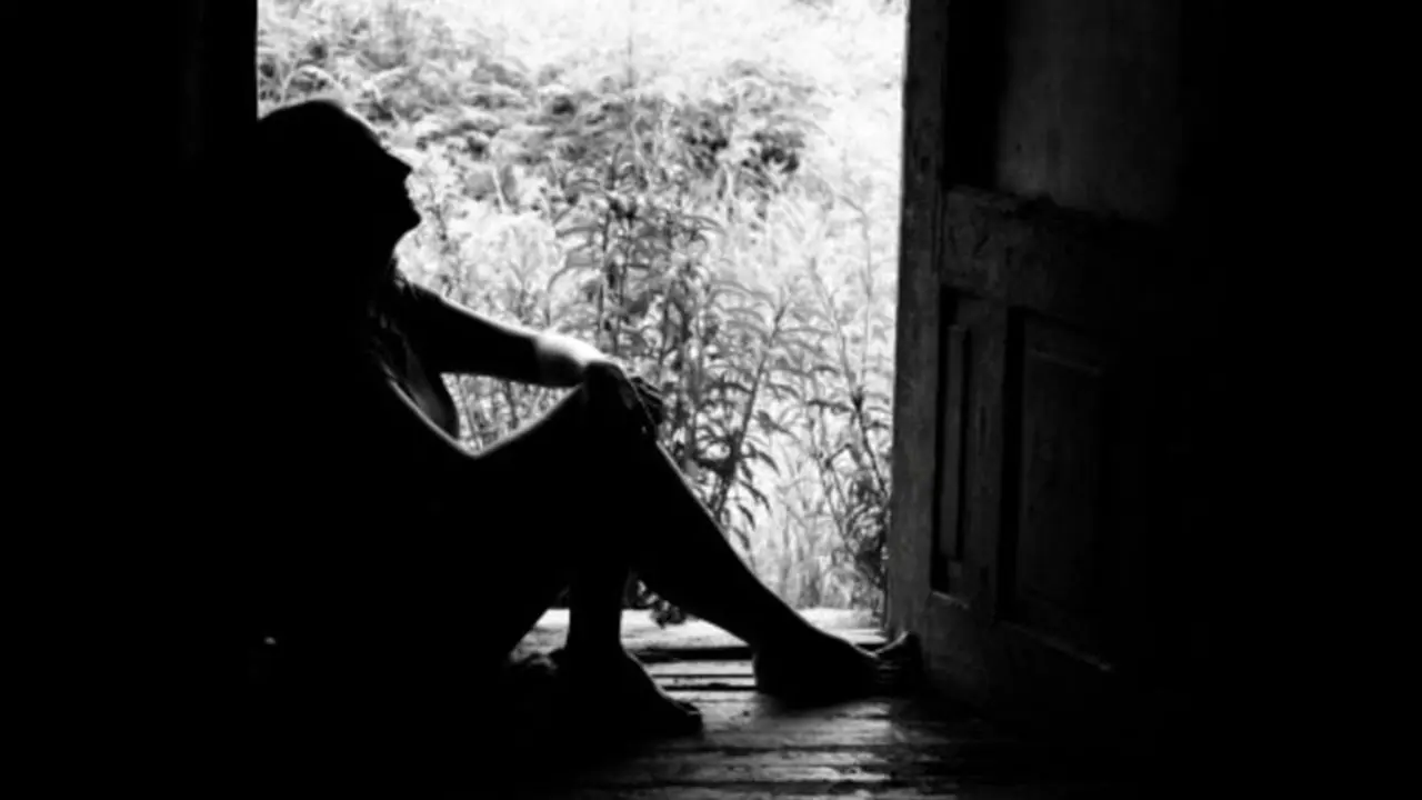 'হাতকাটা'র ভয় দেখিয়ে একাধিকবার ধর্ষণ, তারপরই কর্পুরের মতো উবে গেল 'জিদ্দি লড়কা'