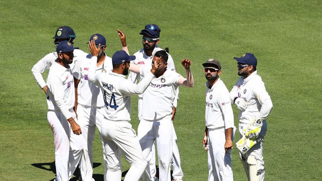 ബോക്സിംഗ് ഡേ ടെസ്റ്റ്: ആദ്യ ദിനം രഹാനെക്ക് അവകാശപ്പെട്ടതെന്ന് റിക്കി പോണ്ടിംഗ് ബോക്സിംഗ് ഡേ ടെസ്റ്റ്: ആദ്യ ദിനം രഹാനെക്ക് അവകാശപ്പെട്ടതെന്ന് റിക്കി പോണ്ടിംഗ്