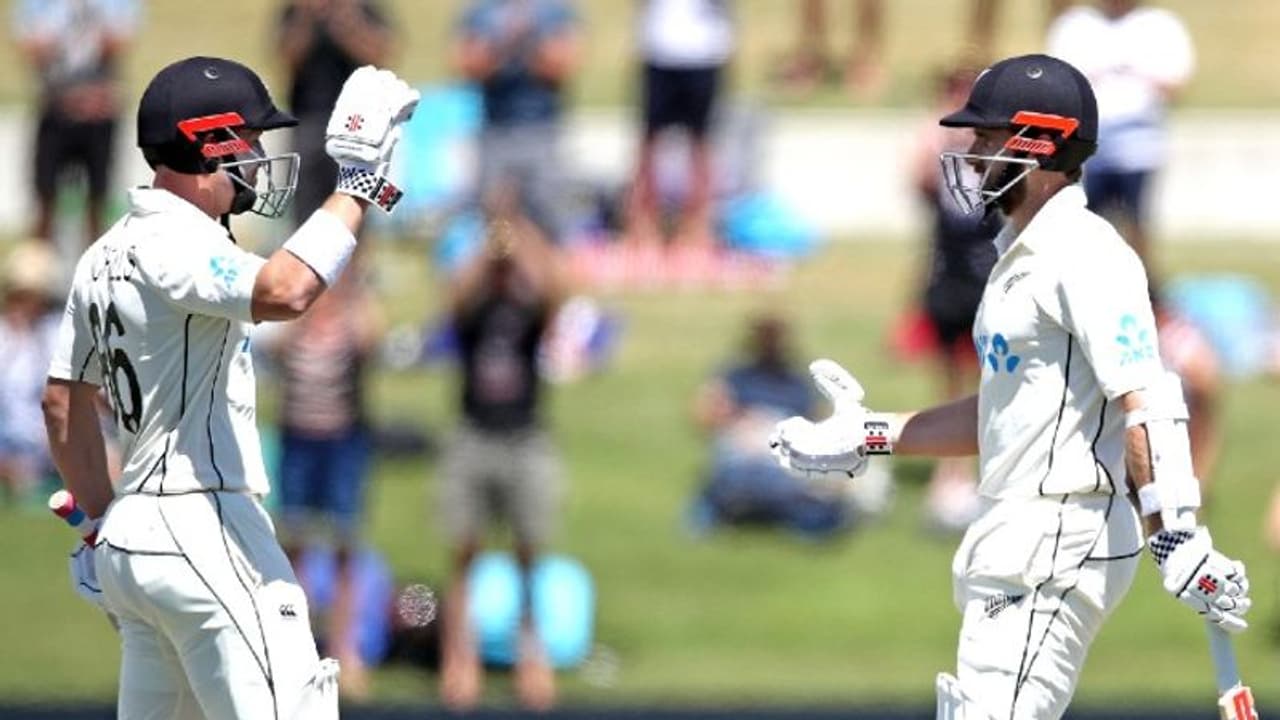 വില്യംസണിന് സെഞ്ചുറി, കിവീസിന് മികച്ച സ്കോര്; മറുപടി ബാറ്റിങ്ങില് പാകിസ്ഥാന് ആദ്യ വിക്കറ്റ് നഷ്ടം വില്യംസണിന് സെഞ്ചുറി, കിവീസിന് മികച്ച സ്കോര്; മറുപടി ബാറ്റിങ്ങില് പാകിസ്ഥാന് ആദ്യ വിക്കറ്റ് നഷ്ടം