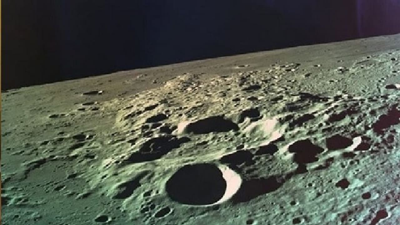 2 నెలల కొడుకు కోసం చంద్రుడి మీద ఎకరం స్థలం.. !! 2 నెలల కొడుకు కోసం చంద్రుడి మీద ఎకరం స్థలం.. !!