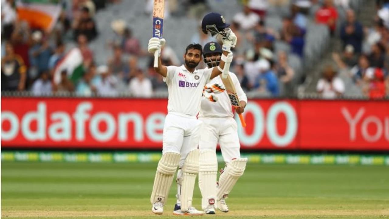 ക്യാപ്റ്റന് നയിക്കുന്നു, തകര്പ്പന് സെഞ്ചുറിയുമായി രഹാനെ; ഓസീസിനെതിരെ രണ്ടാം ടെസ്റ്റില് ഇന്ത്യക്ക് ലീഡ് ക്യാപ്റ്റന് നയിക്കുന്നു, തകര്പ്പന് സെഞ്ചുറിയുമായി രഹാനെ; ഓസീസിനെതിരെ രണ്ടാം ടെസ്റ്റില് ഇന്ത്യക്ക് ലീഡ്