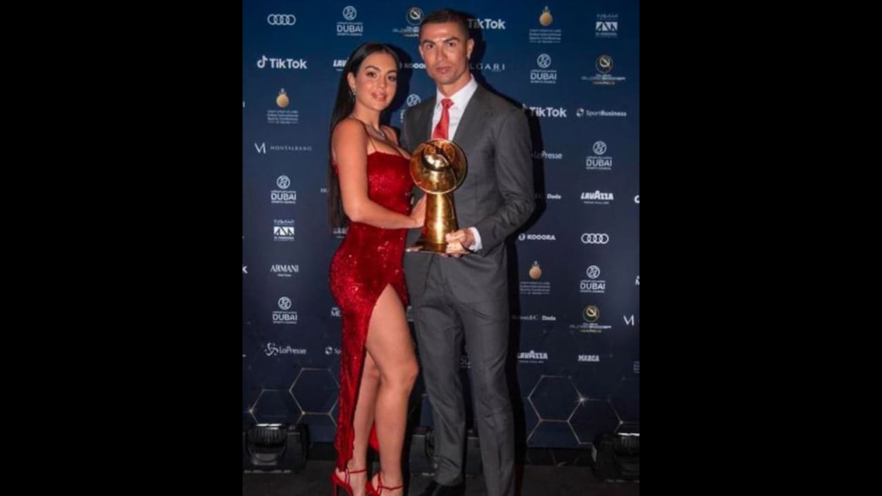 గర్ల్ ఫ్రెండ్ బర్త్‌ డే పార్టీ కోసం కరోనా రూల్స్‌ బ్రేక్... చిక్కుల్లో క్రిస్టియానో రొనాల్డో...