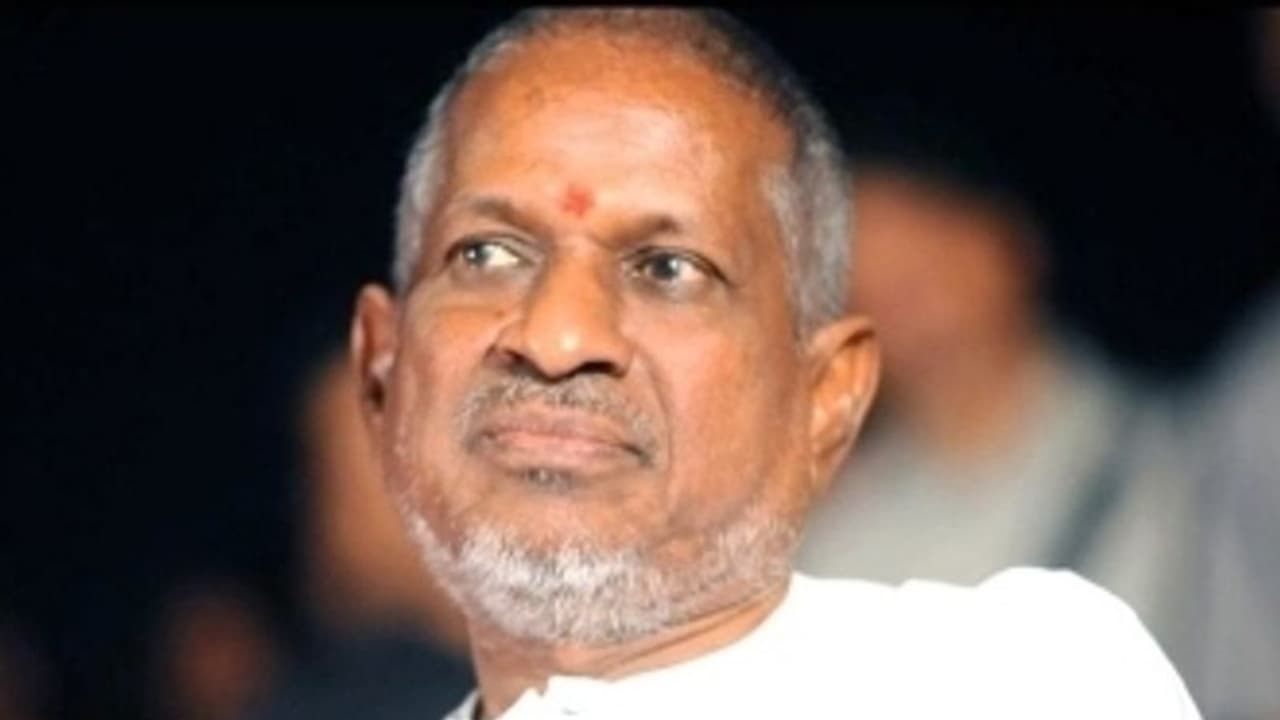 பத்ம விருதை திரும்ப கொடுக்கிறேனா?... இசைஞானி இளையராஜாவின் அதிரடி விளக்கம்...! பத்ம விருதை திரும்ப கொடுக்கிறேனா?... இசைஞானி இளையராஜாவின் அதிரடி விளக்கம்...!