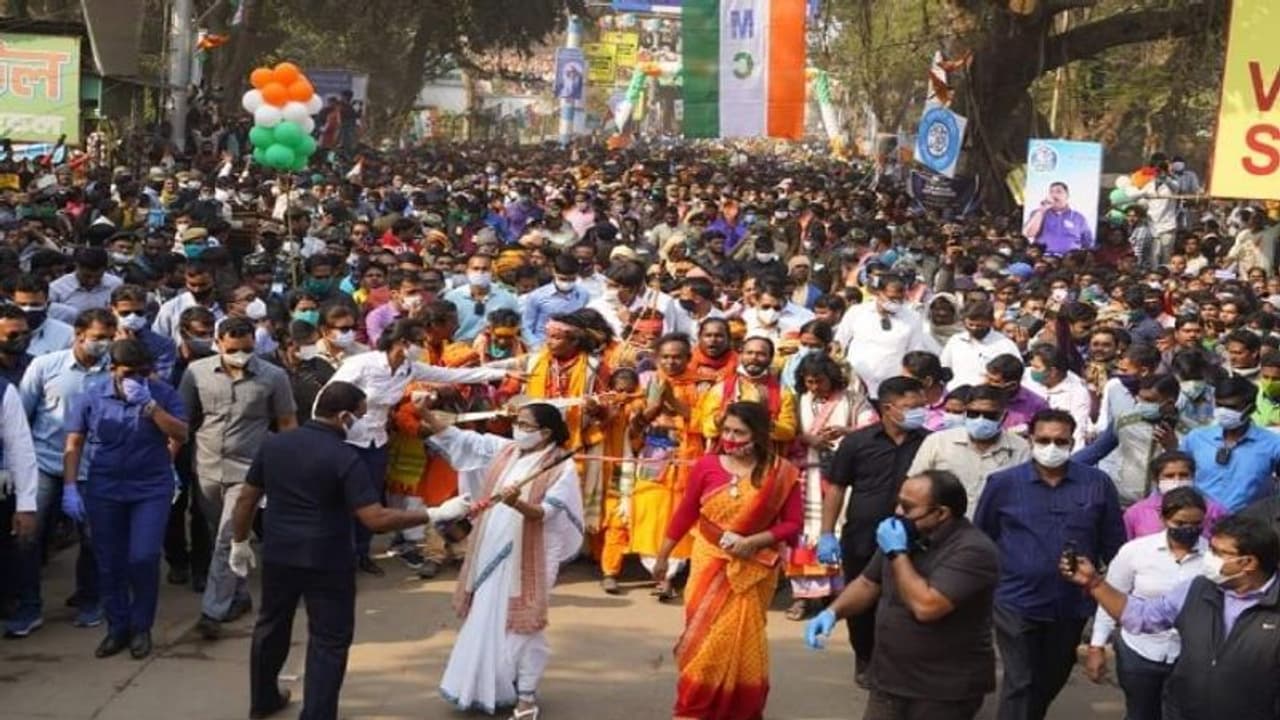 আজ বর্ধমানে রোড শো করবে তৃণমূল যুব কংগ্রেস, নাড্ডা সফরের পাল্টা জবাব দিতে প্রস্তুত কি সোহম