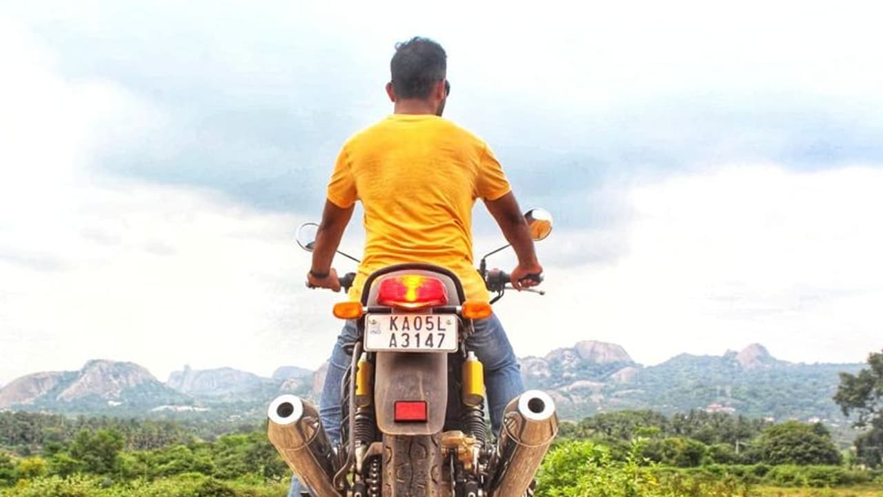 വരുന്നൂ ആ ഇരട്ടയെ അടിസ്ഥാനമാക്കി ഒരു 'ചിമിട്ടൻ' ബുള്ളറ്റ്!