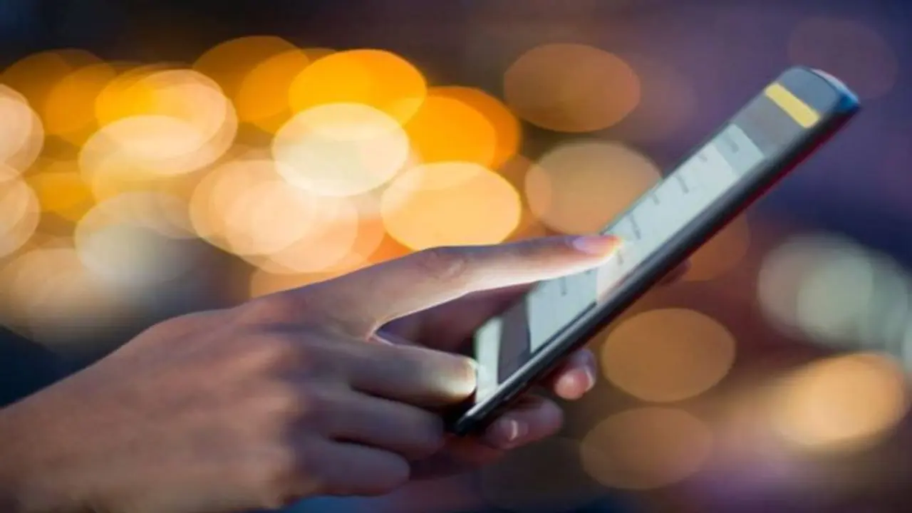 ಆನ್ಲೈನ್ ಮೂಲಕ ಲವ್ ಜಿಹಾದ್, ಹಿಂದೂ ವಿವಾಹಿತ ಮಹಿಳೆ ಇಸ್ಲಾಂಗೆ ಮತಾಂತರ! ಆನ್ಲೈನ್ ಮೂಲಕ ಲವ್ ಜಿಹಾದ್, ಹಿಂದೂ ವಿವಾಹಿತ ಮಹಿಳೆ ಇಸ್ಲಾಂಗೆ ಮತಾಂತರ!