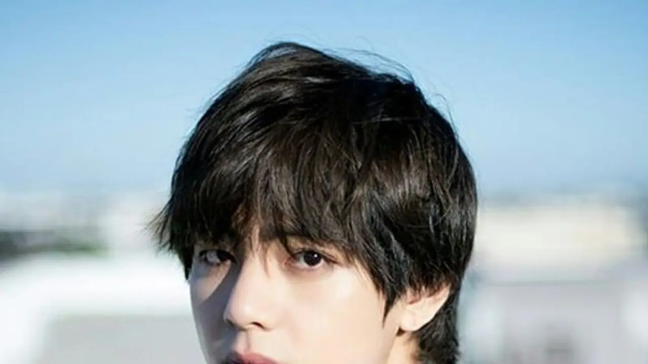 China’s Weibo bans BTS fan account for illegal fundraising