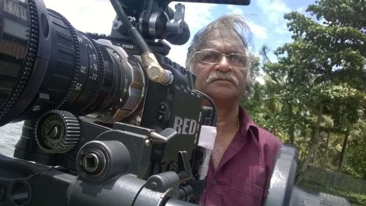 'പൃഥ്വിരാജും നിവിന് പോളിയുമൊന്നും എനിക്ക് ഡേറ്റ് തരില്ല, താരങ്ങളുടെ കാലുപിടിക്കാന് വയ്യ' 'പൃഥ്വിരാജും നിവിന് പോളിയുമൊന്നും എനിക്ക് ഡേറ്റ് തരില്ല, താരങ്ങളുടെ കാലുപിടിക്കാന് വയ്യ'